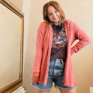 Button up Sweater

Size: Medium

Brand: Linea leisure

Color: Mauve